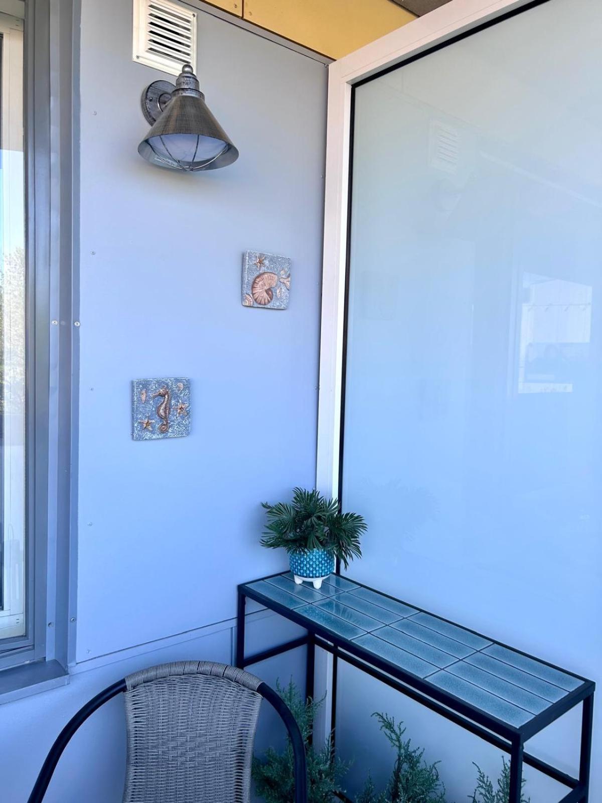 Stella'S Apartment - City Center - Free Secure Parking - Big Sun Terrace - Air Conditioning - Wifi - Tram To The Tallinn Bus Station And Old Town エクステリア 写真