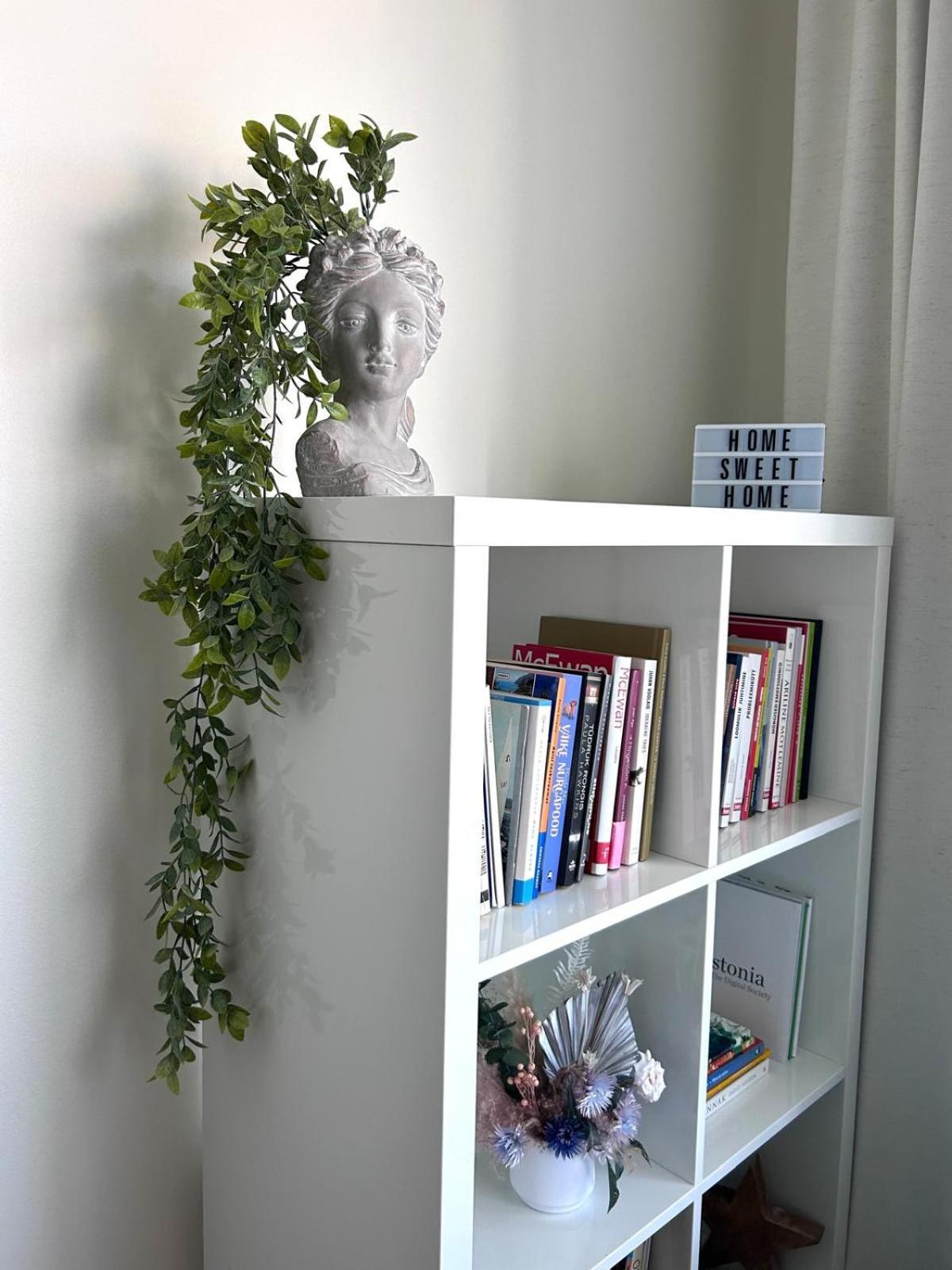 Stella'S Apartment - City Center - Free Secure Parking - Big Sun Terrace - Air Conditioning - Wifi - Tram To The Tallinn Bus Station And Old Town エクステリア 写真