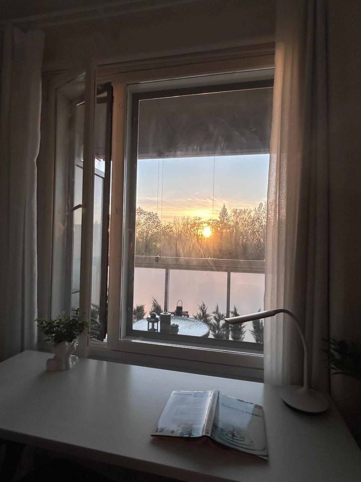 Stella'S Apartment - City Center - Free Secure Parking - Big Sun Terrace - Air Conditioning - Wifi - Tram To The Tallinn Bus Station And Old Town エクステリア 写真